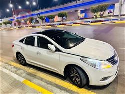 هيونداي أزيرا